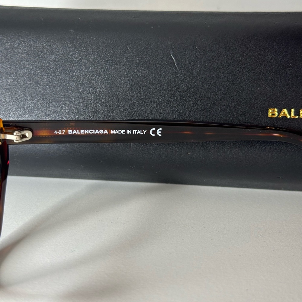 Balenciaga Tortoiseshell Glasses - Picture 4 of 4